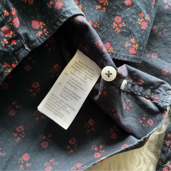 J CREW Slim Stretch Secret Wash Floral Sport Shirt‎ In Navy - Picture 4 of 5